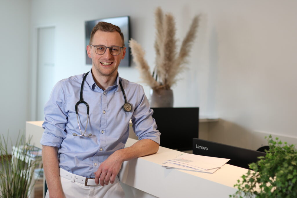Dr. Michael Piringer